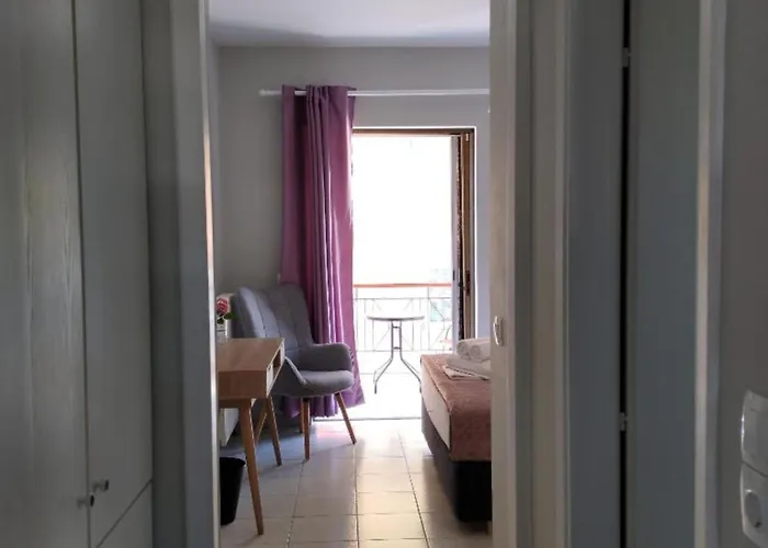 Apartmán Nini's House Superior - 100m From Town Center