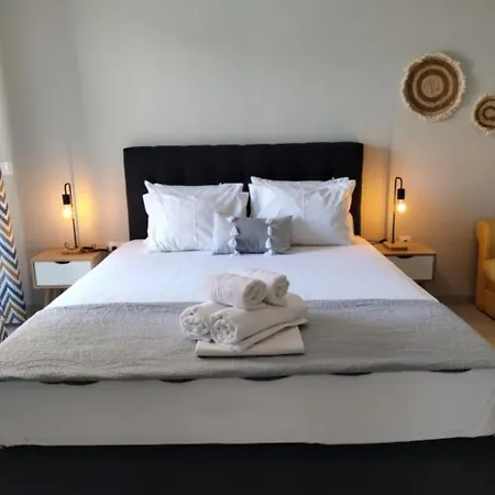 Nini's House Superior - 100m From Town Center Апартаменты Нидри